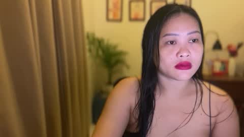 Snapshot of sweetestsmile_ chatting on 09.20.25 Khaye online show from 09.20.25