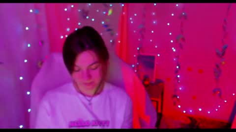Snapshot of sweetfoyou chatting on 06.18.26 sweetfoyou online show from 06.18.26