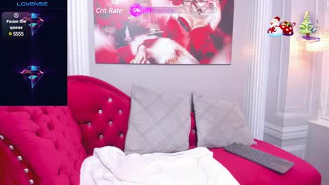 Snapshot of sweetgirl4u_ chatting on 12.20.24 MIA  online show from 12.20.24