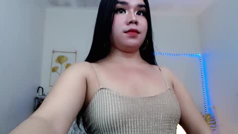 Snapshot of sweetgirl_mayxx chatting on 09.26.25 May online show from 09.26.25