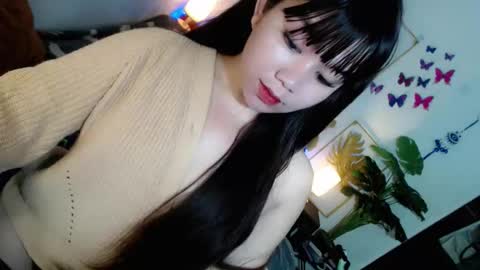 Snapshot of sweetgirl_mayxx chatting on 06.05.26 May online show from 06.05.26