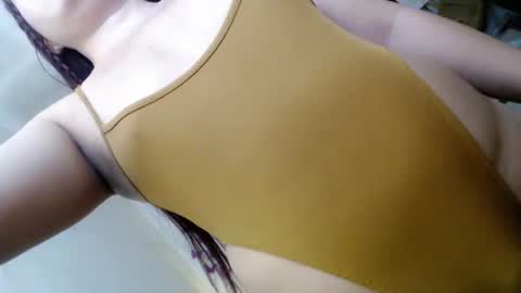 Snapshot of sweetgirl_mayxx chatting on 07.11.26 May online show from 07.11.26