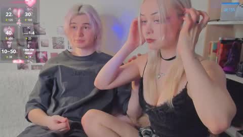 sweethearts_friends online show from 04.25.26