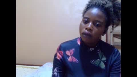 Snapshot of sweetib1 chatting on 03.07.25 sweetib1 online show from 03.07.25