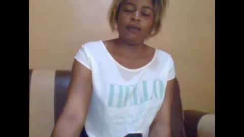 Snapshot of sweetib1 chatting on 09.11.25 sweetib1 online show from 09.11.25