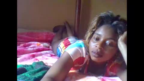 Snapshot of sweetib1 chatting on 09.19.25 sweetib1 online show from 09.19.25