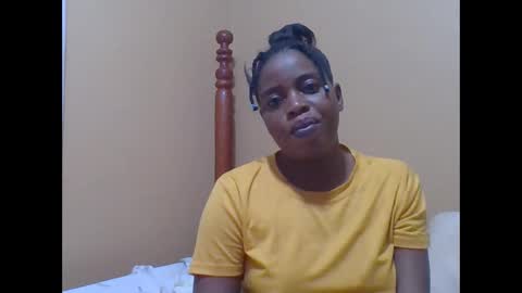 Snapshot of sweetib1 chatting on 09.28.25 sweetib1 online show from 09.28.25