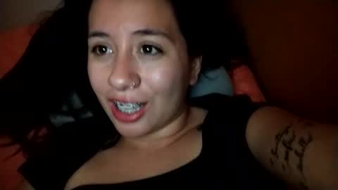 Ana Mara  i cant Make noise My family is here  online show from 05.15.26