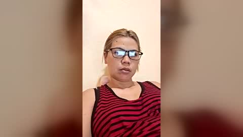 Snapshot of sweetie_angelica chatting on 07.16.26 Angel online show from 07.16.26