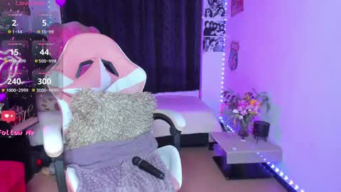   online show from 02.26.25