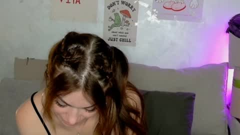 Snapshot of sweetiedarlingxoxox chatting on 05.02.26 Daddy Babby Girl online show from 05.02.26