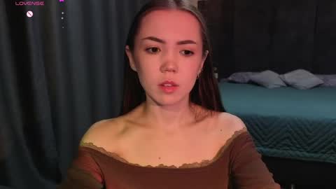 Snapshot of sweetieee_kira chatting on 05.27.26 sweetieee_kira online show from 05.27.26