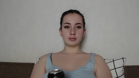 Snapshot of sweetiekendl chatting on 01.17.25 Kendl online show from 01.17.25