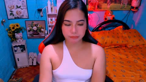 Nicole online show from 02.08.25