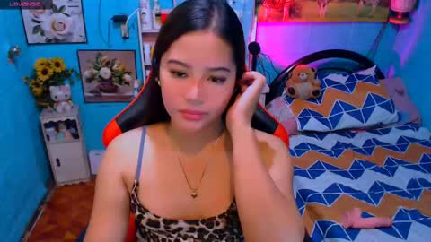 Nicole online show from 03.12.25