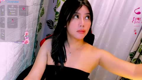 Nicole online show from 04.17.26