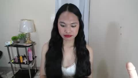 JUST CALL ME JENN online show from 09.20.25