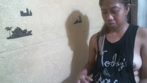 Snapshot of sweetkriss4u chatting on 02.04.25 Chris online show from 02.04.25