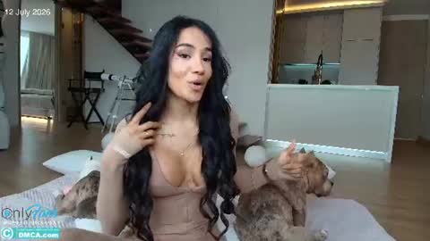 Snapshot of sweetlaurasaenz chatting on 07.12.26 Laura Saenz Geminis online show from 07.12.26