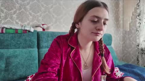 Snapshot of sweetliaison chatting on 02.14.26 sweetliaison online show from 02.14.26