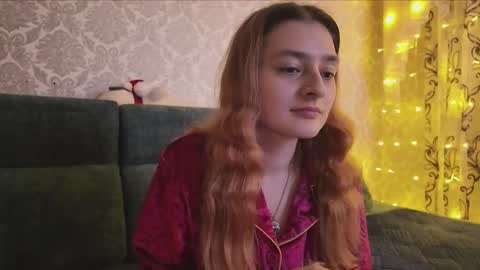 Snapshot of sweetliaison chatting on 02.14.26 sweetliaison online show from 02.14.26