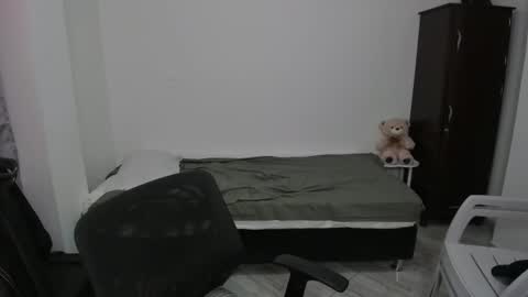 Lian online show from 12.16.25