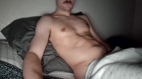 Snapshot of sweetlou22 chatting on 01.04.25 sweetlou22 online show from 01.04.25