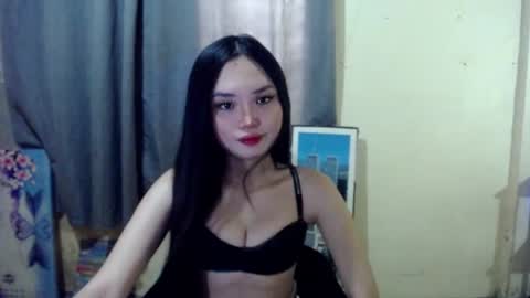 Snapshot of sweetlove_helaxxx chatting on 06.15.26 sweetlove_helaxxx online show from 06.15.26