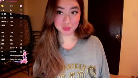 Snapshot of sweetlovepinay04 chatting on 06.14.26 Zoe online show from 06.14.26
