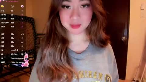 Snapshot of sweetlovepinay04 chatting on 06.29.26 Zoe online show from 06.29.26