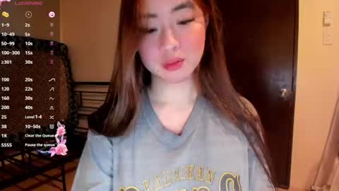 Snapshot of sweetlovepinay04 chatting on 07.01.26 Zoe online show from 07.01.26
