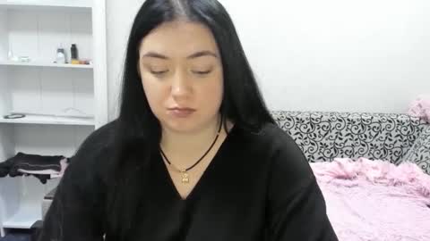 Snapshot of sweetmarylove chatting on 02.23.25 sweetmarylove online show from 02.23.25