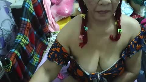 Snapshot of sweetmature_69 chatting on 05.31.26 sweetmature_69 online show from 05.31.26
