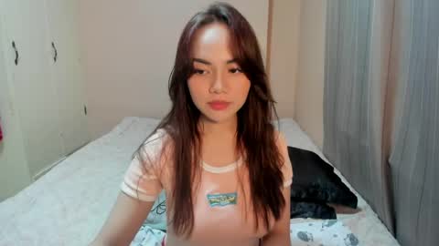 Snapshot of sweetnaughtyxxcandy chatting on 06.13.26 Candy online show from 06.13.26