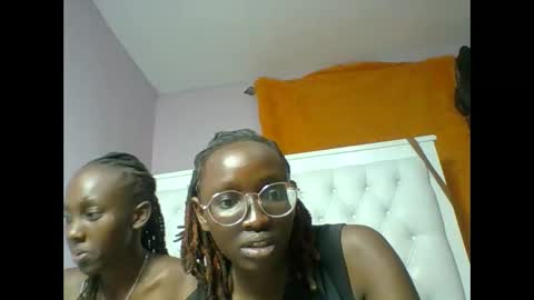 Novah girlie online show from 06.06.26