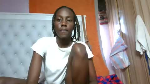 Novah girlie online show from 06.19.26