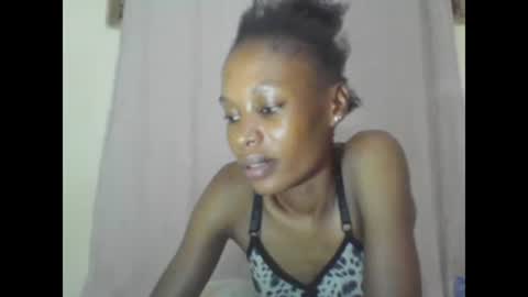 ESTHER online show from 02.01.25
