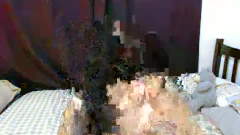 Snapshot of sweetpetitedates chatting on 02.08.25 Agathababes online show from 02.08.25