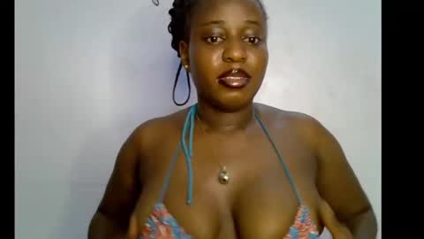 Snapshot of sweetpetitgirl chatting on 02.09.26 LILY BRANDY online show from 02.09.26