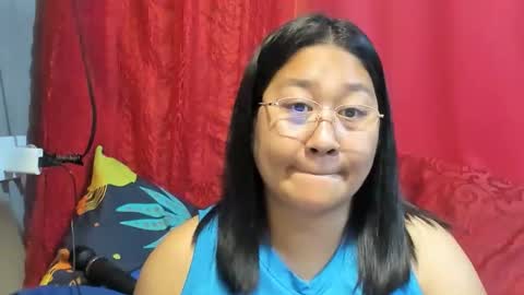 Snapshot of sweetpilipina88 chatting on 04.02.26 MIA online show from 04.02.26