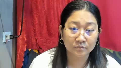 Snapshot of sweetpilipina88 chatting on 05.11.26 MIA online show from 05.11.26