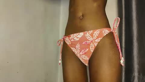 Snapshot of sweetpussy135 chatting on 05.07.26 slim ivy online show from 05.07.26