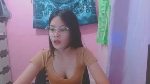 Mia online show from 07.25.26
