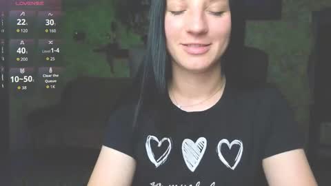 Sweet Shy online show from 05.19.26