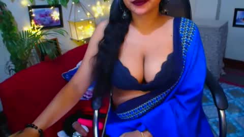 Snapshot of sweetsour18 chatting on 10.16.25 SweetSour online show from 10.16.25