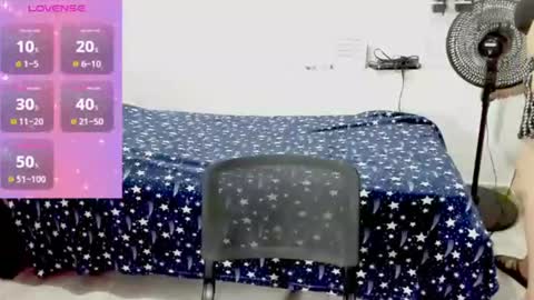 Snapshot of sweetsquirtx23 chatting on 07.13.26 lili online show from 07.13.26