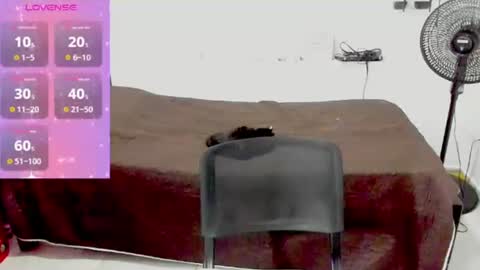 Snapshot of sweetsquirtx23 chatting on 07.23.26 lili online show from 07.23.26