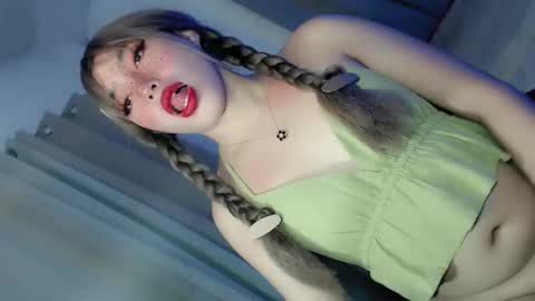 Snapshot of sweetsugarplum1 chatting on 03.10.26 FATIMA online show from 03.10.26