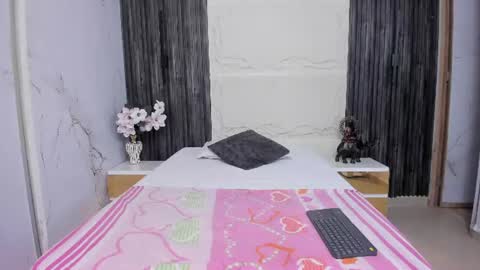 Snapshot of sweett_katty4u chatting on 07.23.26 online show from 07.23.26