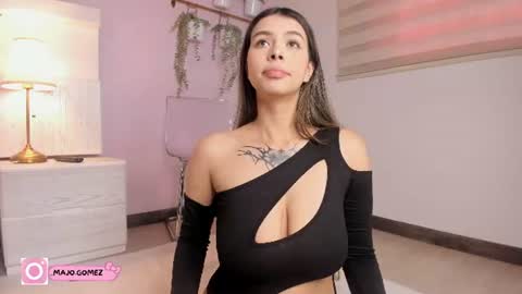   M I A   online show from 07.16.26